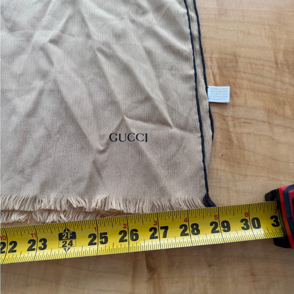 Gucci Beige Neutral tone Fringed Scarf- 100% silk - Picture 7 of 7